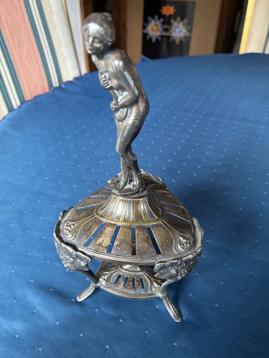 Coltelli: Jugendstil Messerhalter aus Metall  – Usato da Dornach venduto da Rosengarten 4