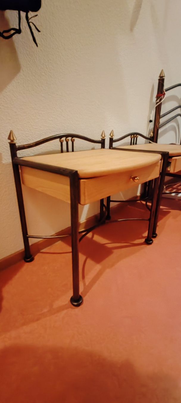 Letti: Metallbett mit Holz-Kopf, 160x200cm – Usato da Gurtnellen venduto da regi21 5