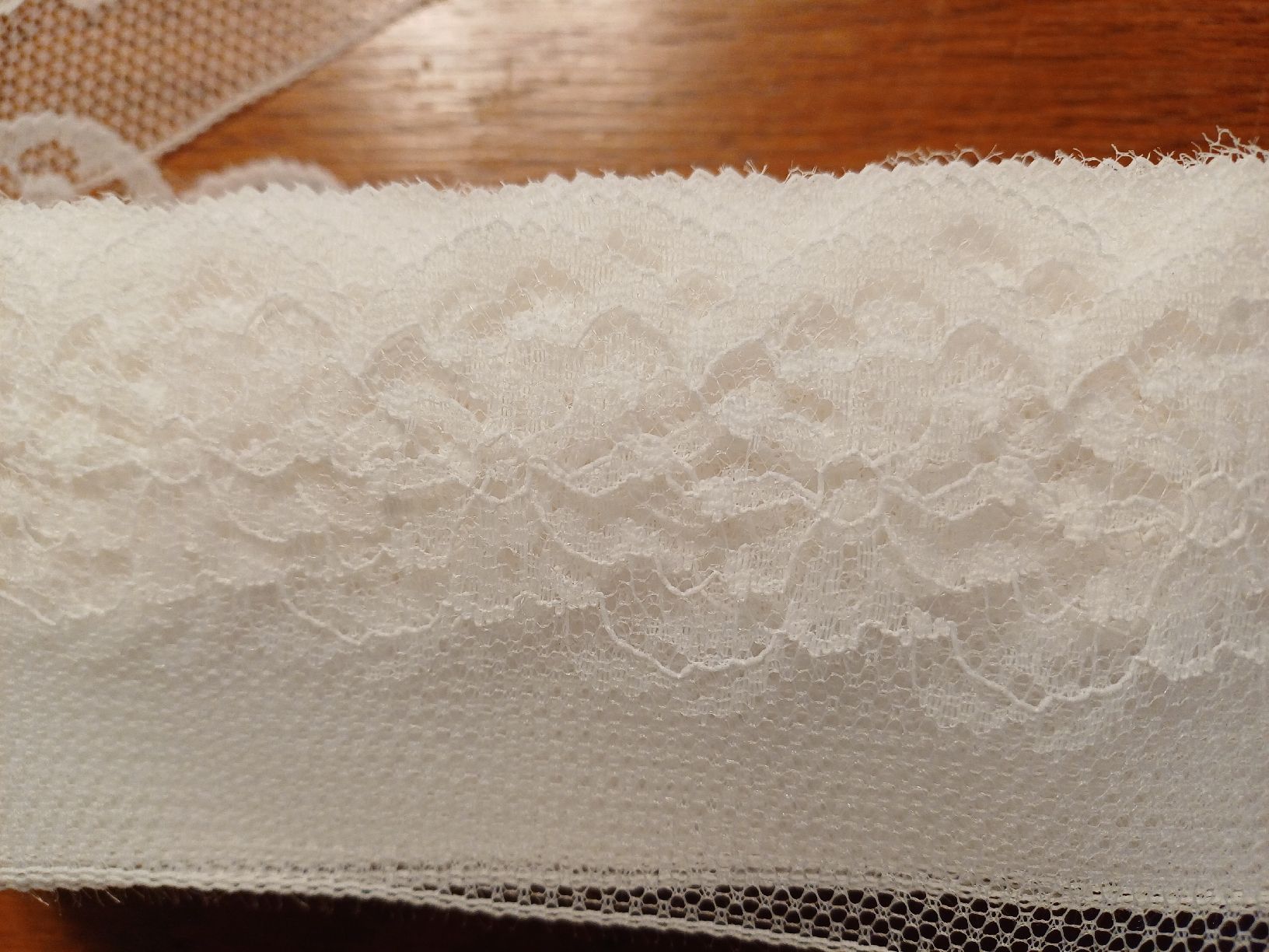 Nastri decorativi: Spitzenband – Nuovo (secondo la descrizione) da Gächliwil venduto da lesidees 2