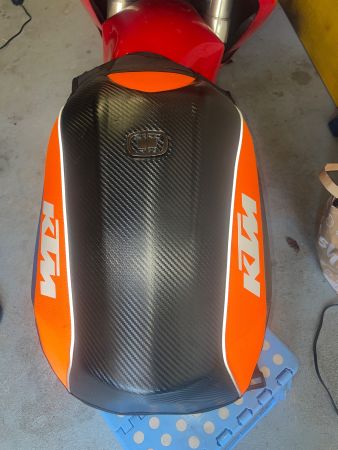 Sacoche à dos moto KTM OGIO carbone/orange parfait état