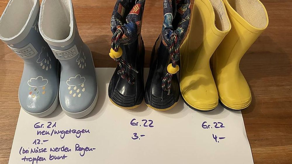 Wunderbar Geftterte Gummistiefel 21 Bilder