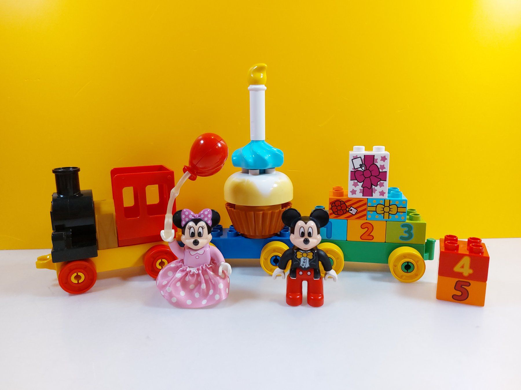 Lego Baukästen: LEGO Duplo 10597  Geburtstagsparade / Zug - Komplett – Gebraucht aus St.Gallen von TinasBauundSpiel