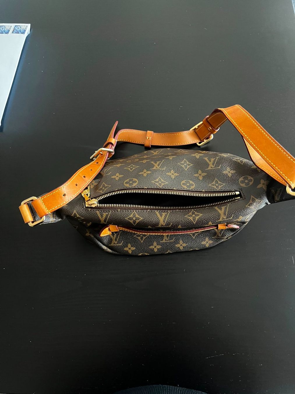 Louis Vuitton Borse: Louis Vuitton Bumbag Monogram Original Top Zustand – Usato da Münsingen venduto da mar_7tkq 9
