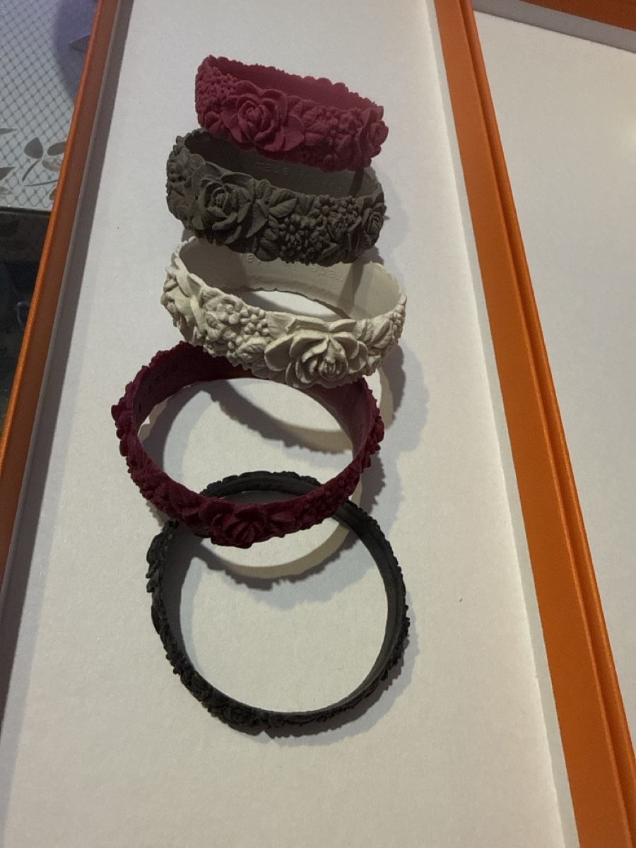Bracelets: 5 bracelet Obag T.S – D'occasion à Lausanne par Tounitz