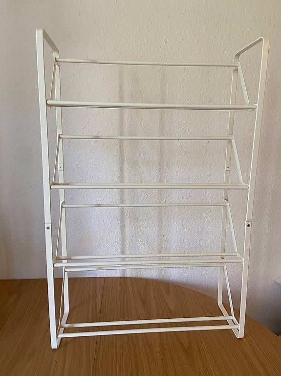 Yamazaki Regale: ÉTAGÈRE À CHAUSSURES YAMAZAKI SLIM 4 NIVEAUX (2X) – Gebraucht aus Genève von ali_sy8l 4