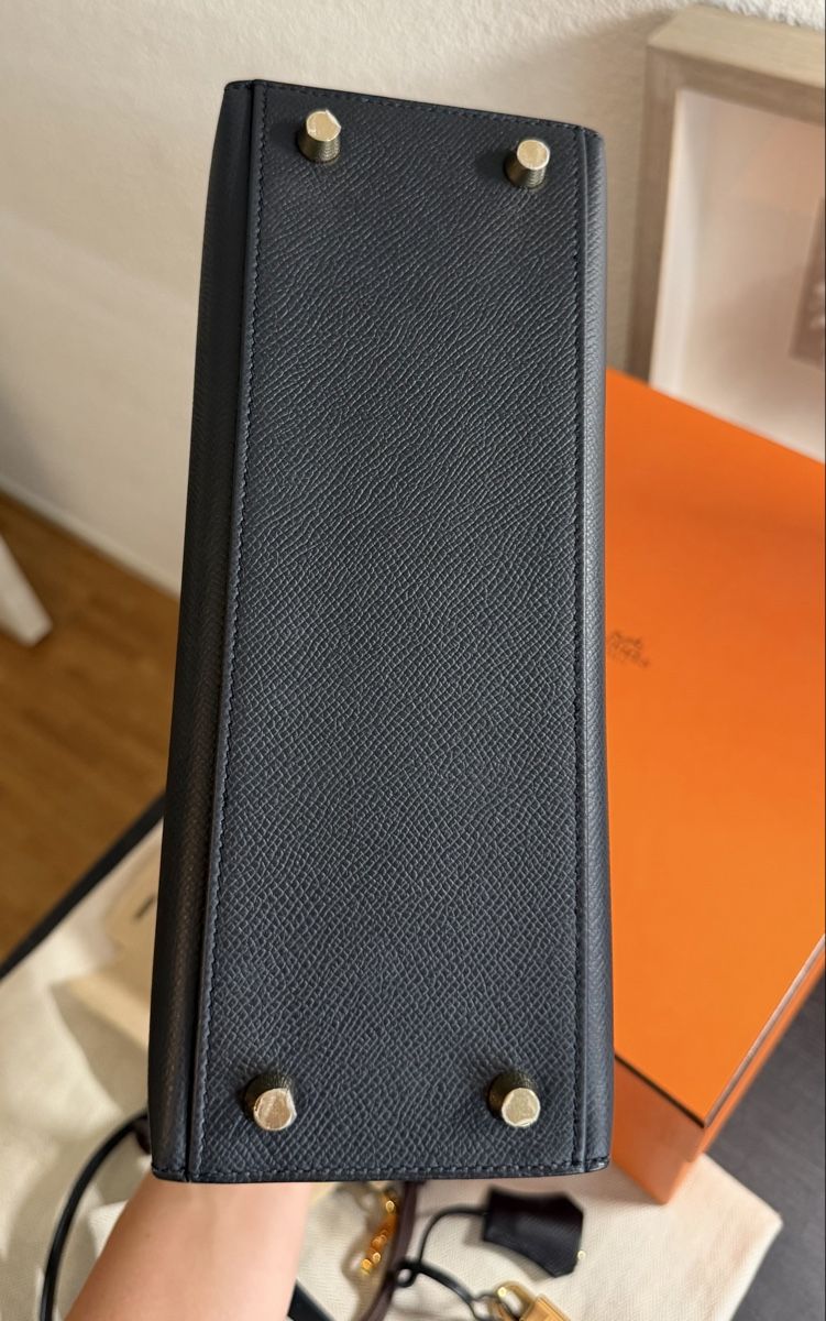 Hermès Taschen für Damen: HERMÈS Kelly 25  – Neu (gemäss Beschreibung) aus Pfäffikon SZ von happy.life 3