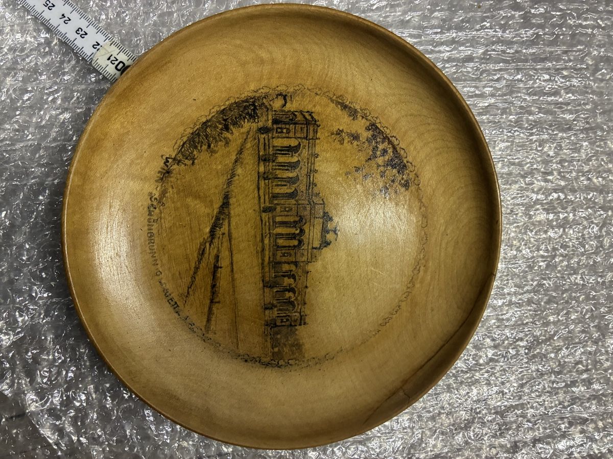 Set di piatti: Piatti in legno decorati – Usato da Chiggiogna venduto da acavanna 3