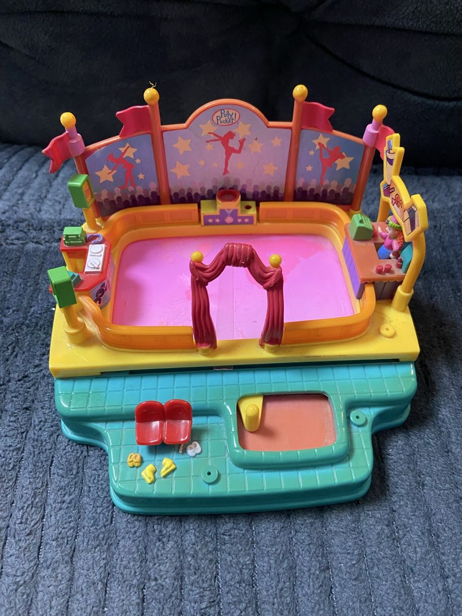 Polly Pocket Giocattoli: Polly pocket - 1998 Ice Skating - Action Park – Usato da Montreux venduto da Perledor 5