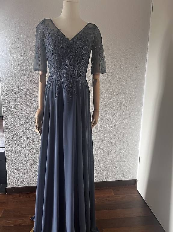 Vestiti: Abendkleid  – Usato da Winterthur venduto da Anjarys