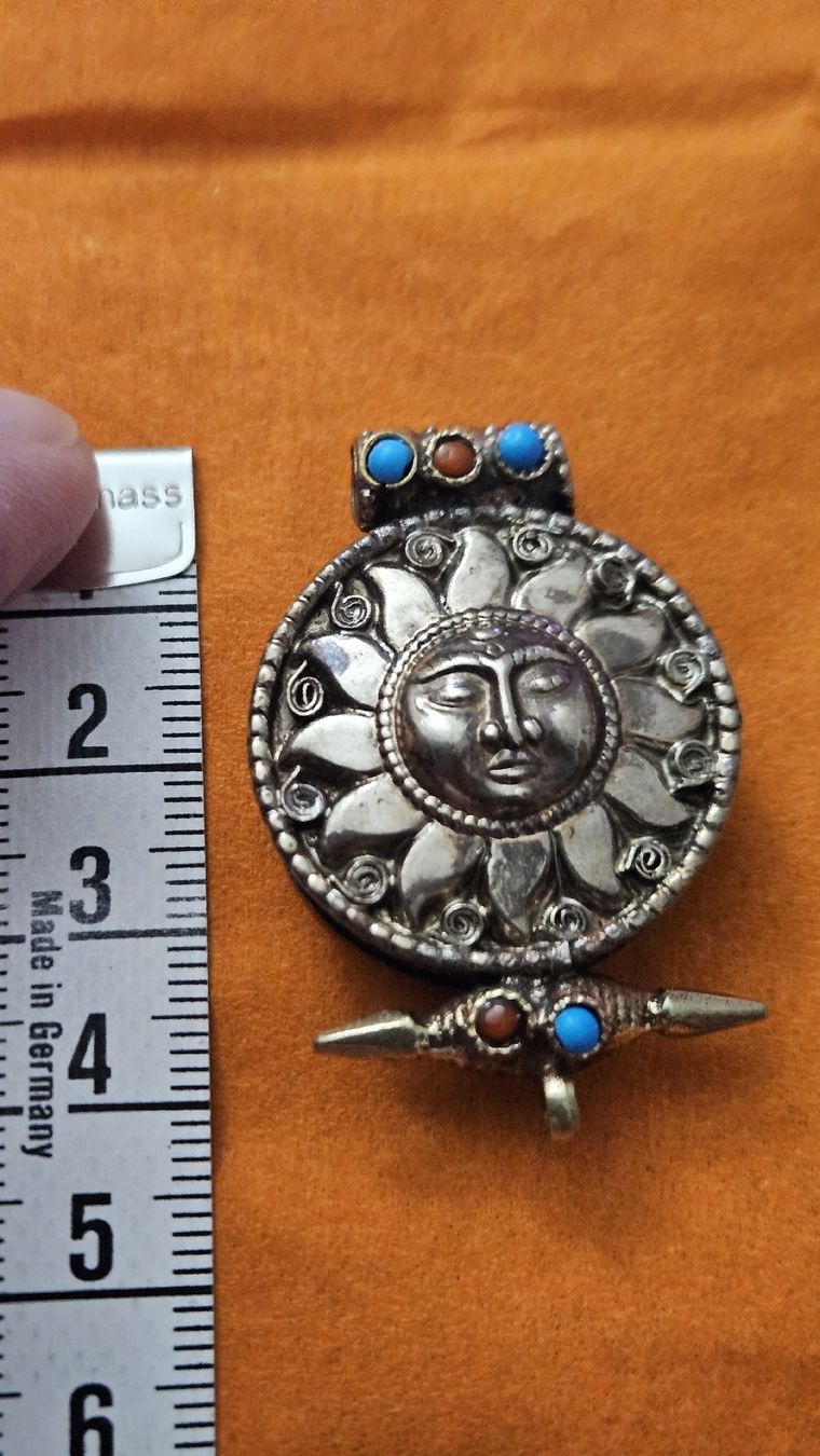 Anhänger: pendentif ancien argent, ethnique,  s' ouvre. – Gebraucht aus Lausanne von Angelite 3