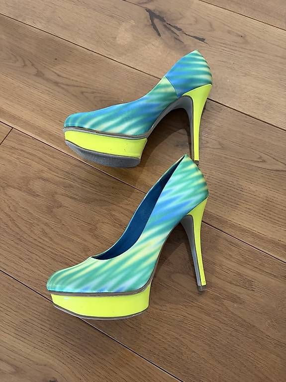 Scarpe da donna: Damenschuhe, Grösse 38 – Usato da Lachen SZ venduto da mcstaehlin