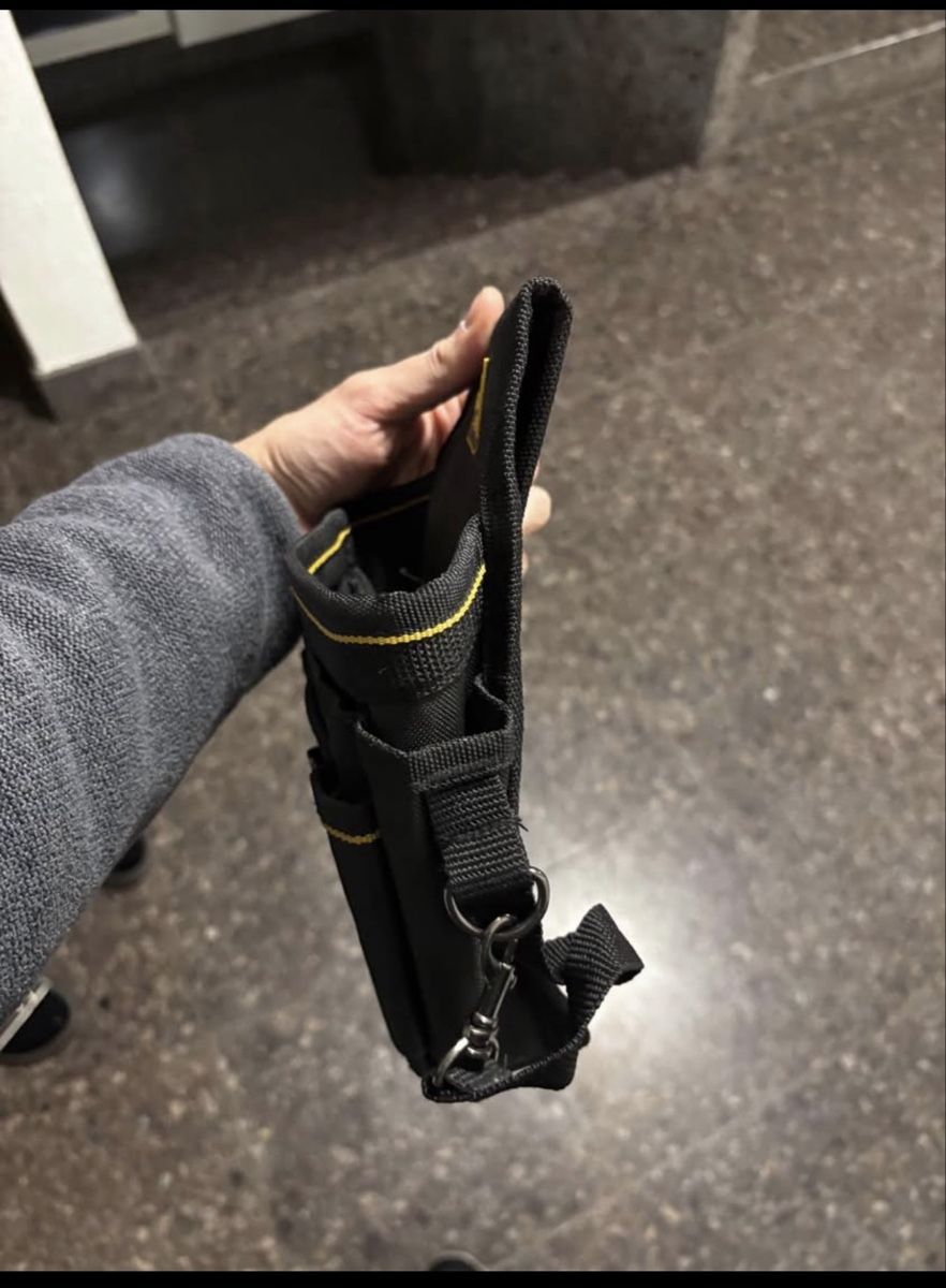 Tutti gli attrezzi: Werkzeugtasche WINHUNT schwarz neu  – Nuovo (secondo la descrizione) da Zürich venduto da Bezo.zh 2
