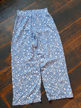 schöne leichte Sommerhose Gr. 158/164,Neu