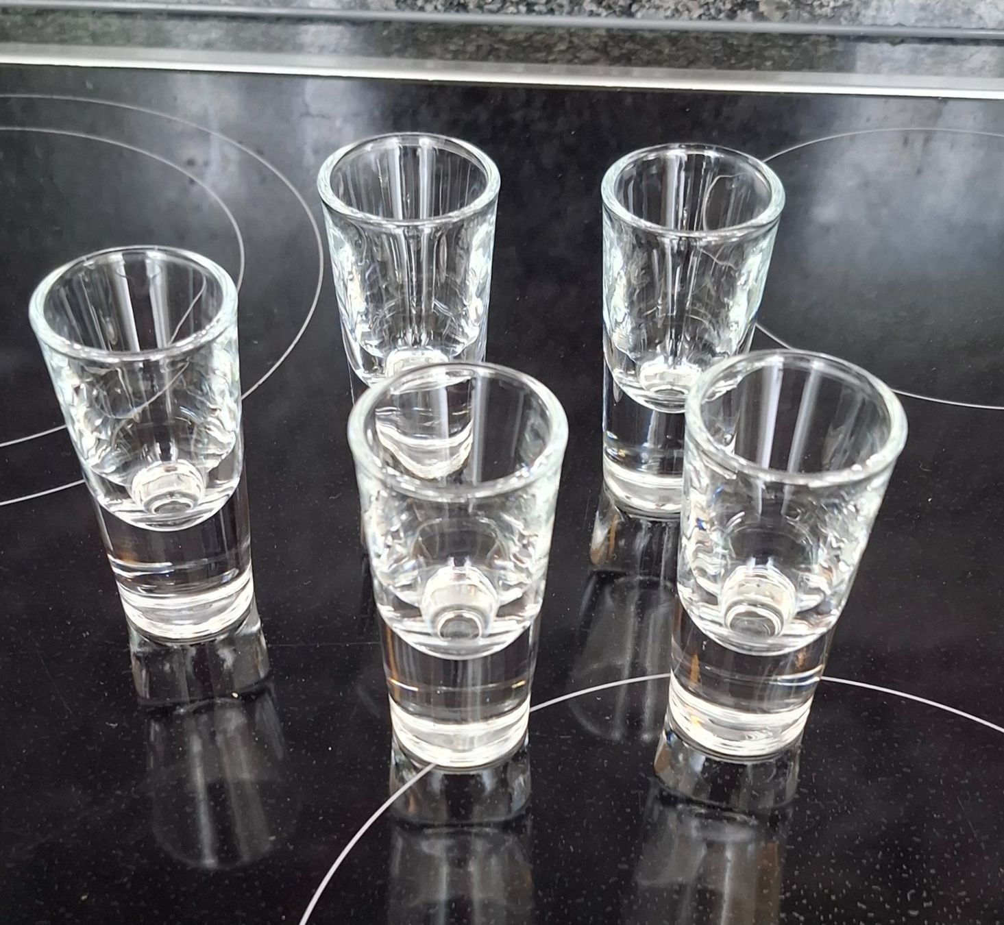 Bicchieri: 5er Set Schnapsgläser - Neuwertig, Top! – Usato da Lachen SZ venduto da Azrael83