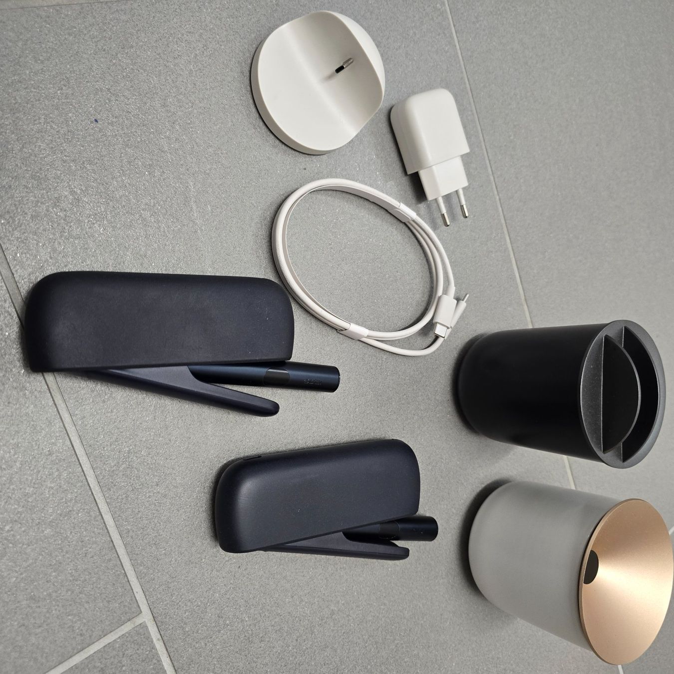 Iqos Altri Prodotti per fumatori: 2 x IQOS Iluma Prime – Usato da Rudolfstetten venduto da Alexander110480