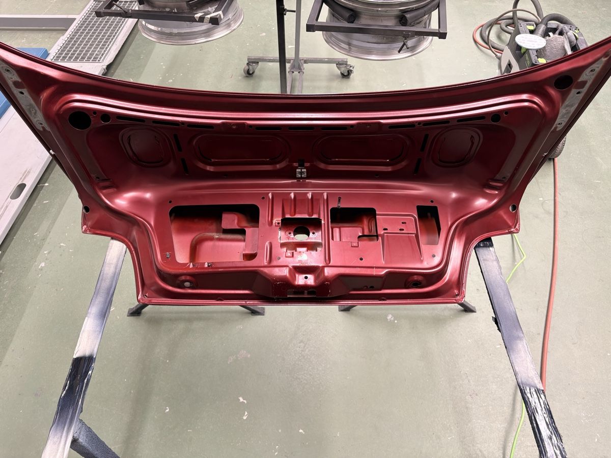 BMW Tutti pezzi di ricambio auto: BMW 3er E36 Heckdeckel Coupe Cabrio – Usato da Aeschi SO venduto da SiMondo 6