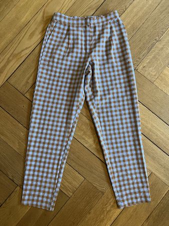 Hose mit Karomuster, Grösse 36, Top Zustand!