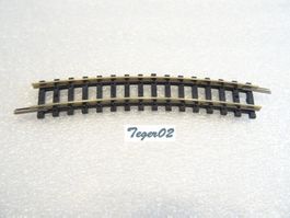 Minitrix. N-Spur 4914 Gleis gebogen
