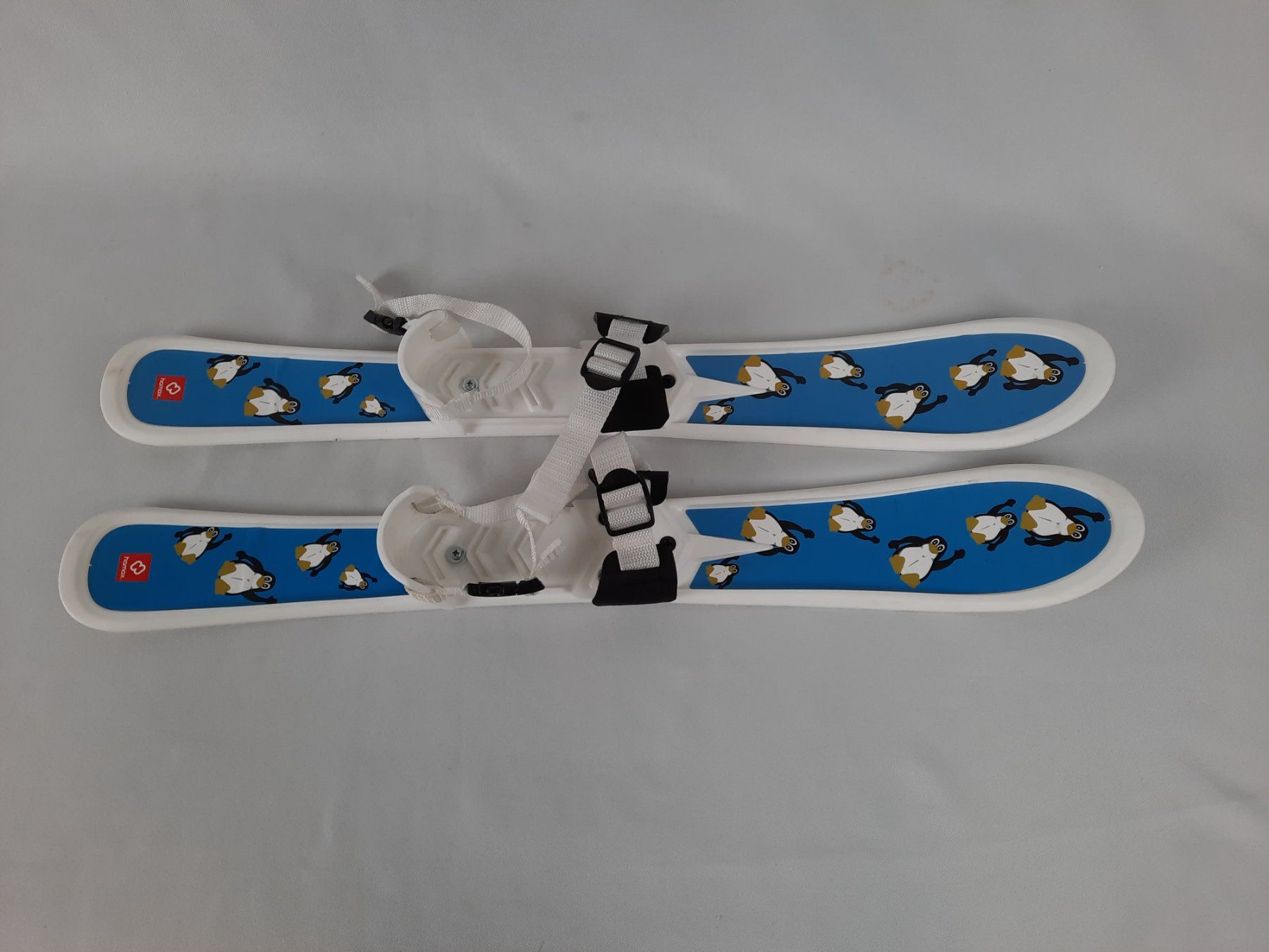 Hamax Skis: HAMAX Kinder-Ski Set mit Bindung &Stöcken - Pingu – Gebraucht aus Beinwil am See von Restwert_Beinwil 1