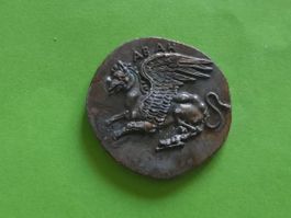 Unbekannte Münze oder Medaille, 8g
