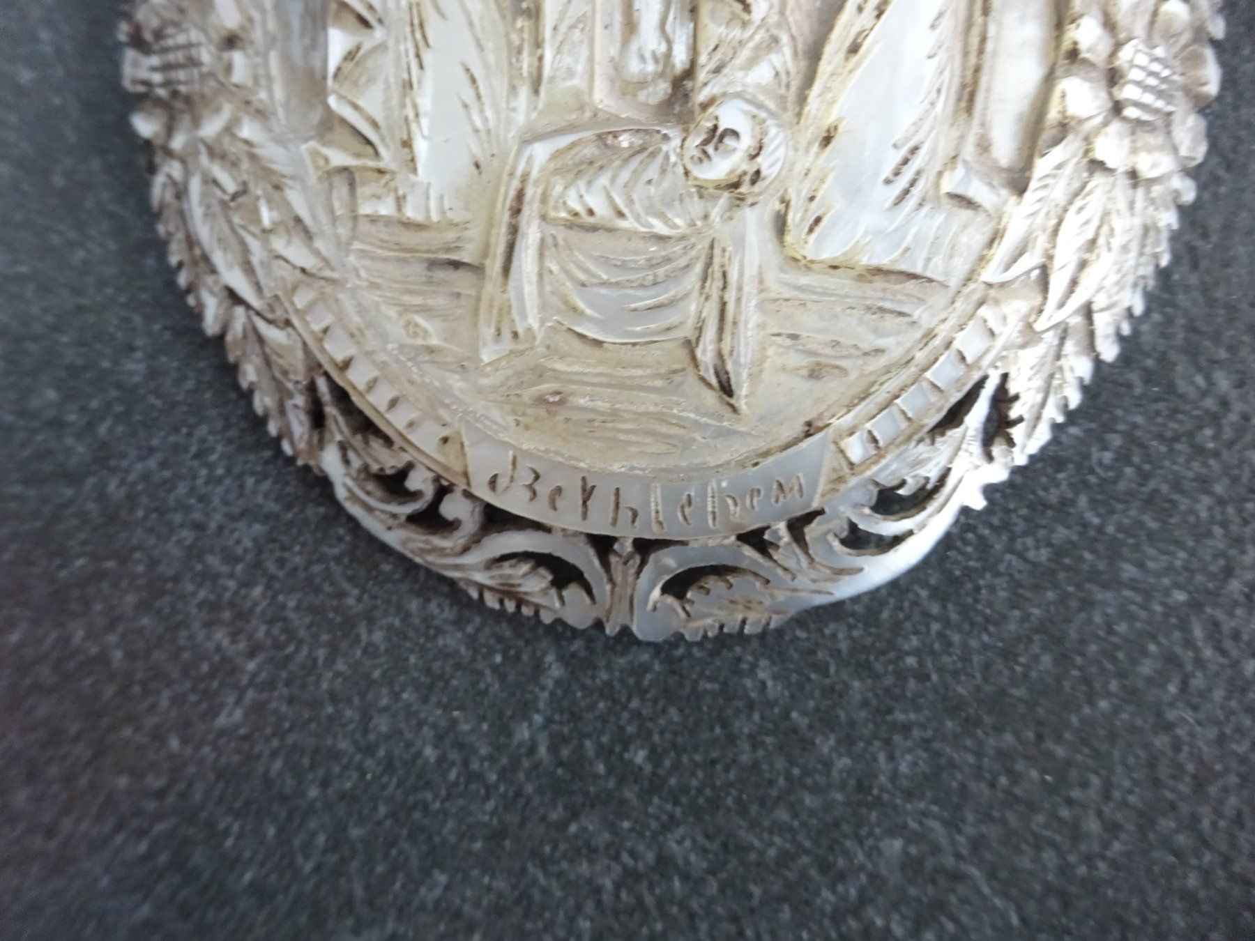 Tutte le decorazioni: Anktike Perlmutt Krippe / Schnitzerei 18Jh. – Usato da Esslingen venduto da FetteSchnecke 5