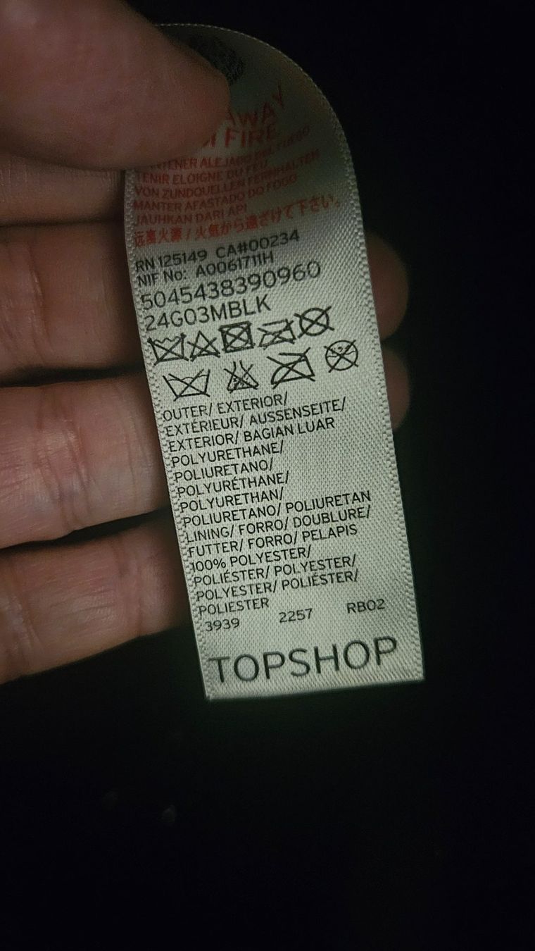 Topshop Borse da donna: Borsa a secchiello nera con borchie Topshop – Usato da Melano venduto da H-Sara 1