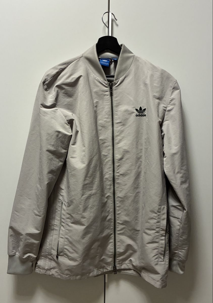 Adidas Giacche: Adidas Bomberjacke Grösse M – Usato da Rüti b. Riggisberg venduto da EldoradoFM