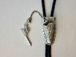 Bolo Tie Western Krawatte Cowboy COLT HOLSTER ADLERFEDER USA