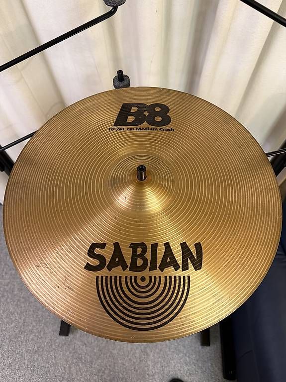 Sabian Musikinstrumente: Sabian B8 Medium Crash 16" – Gebraucht aus Oftringen von fah_6chf
