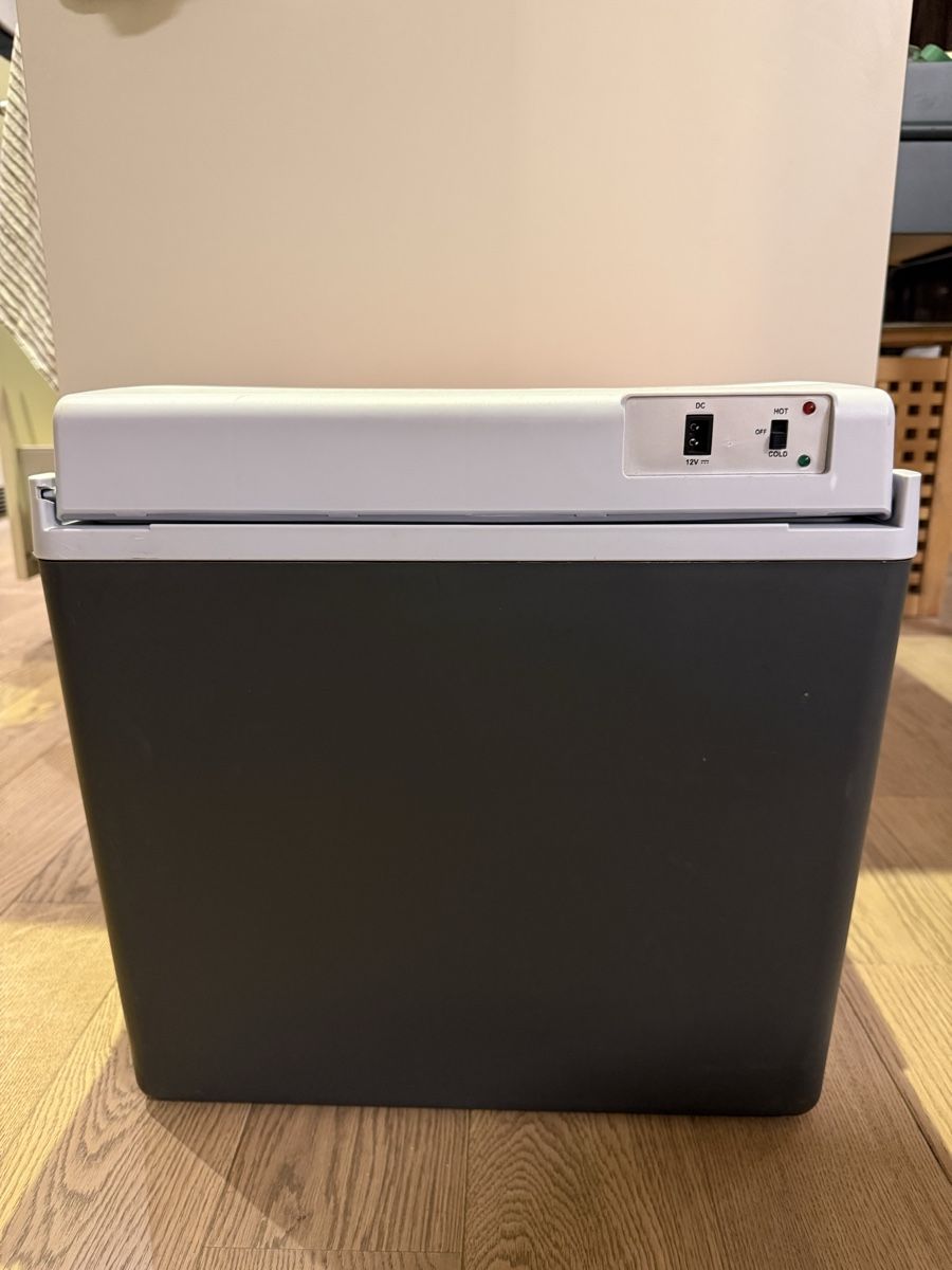 Frigoriferi & Refrigeratori: Intertronic cooling box 28L 12V – Usato da Dietlikon venduto da lot_rel 5