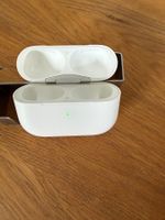 APPLE AirPods Pro 1 Charging Case