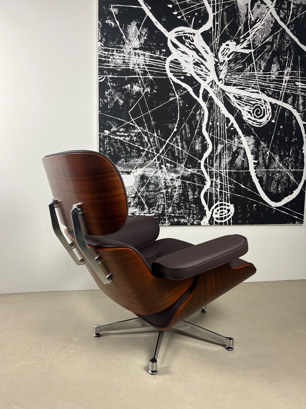 Poltrone: Designer Lounge Sessel und Ottoman, Echtes Leder – Nuovo e nell'imballaggio originale da Münchenstein venduto da AndreHaus 1