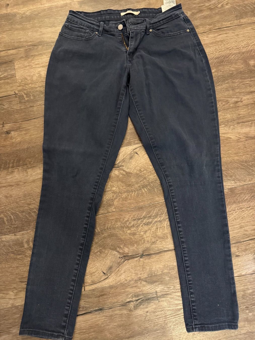 Kleiderpakete: 8 Jeans Levi's – Gebraucht aus Pfeffingen von Twoa 4
