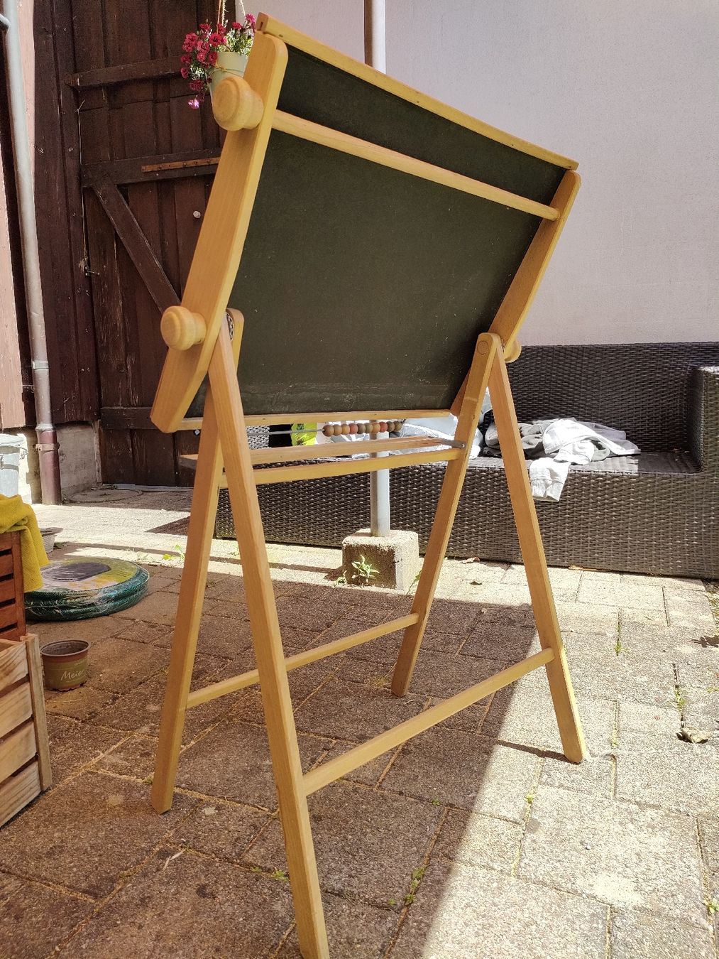 Giocattoli: Kindertafel/ Maltafel aus Holz – Usato da Rüti ZH venduto da alexvoirol 1