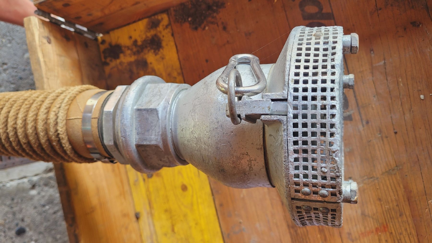 Pumpen & Teile: Wasserpumpe mit Benzinmotor – Gebraucht aus Steffisburg von Gismo49 4
