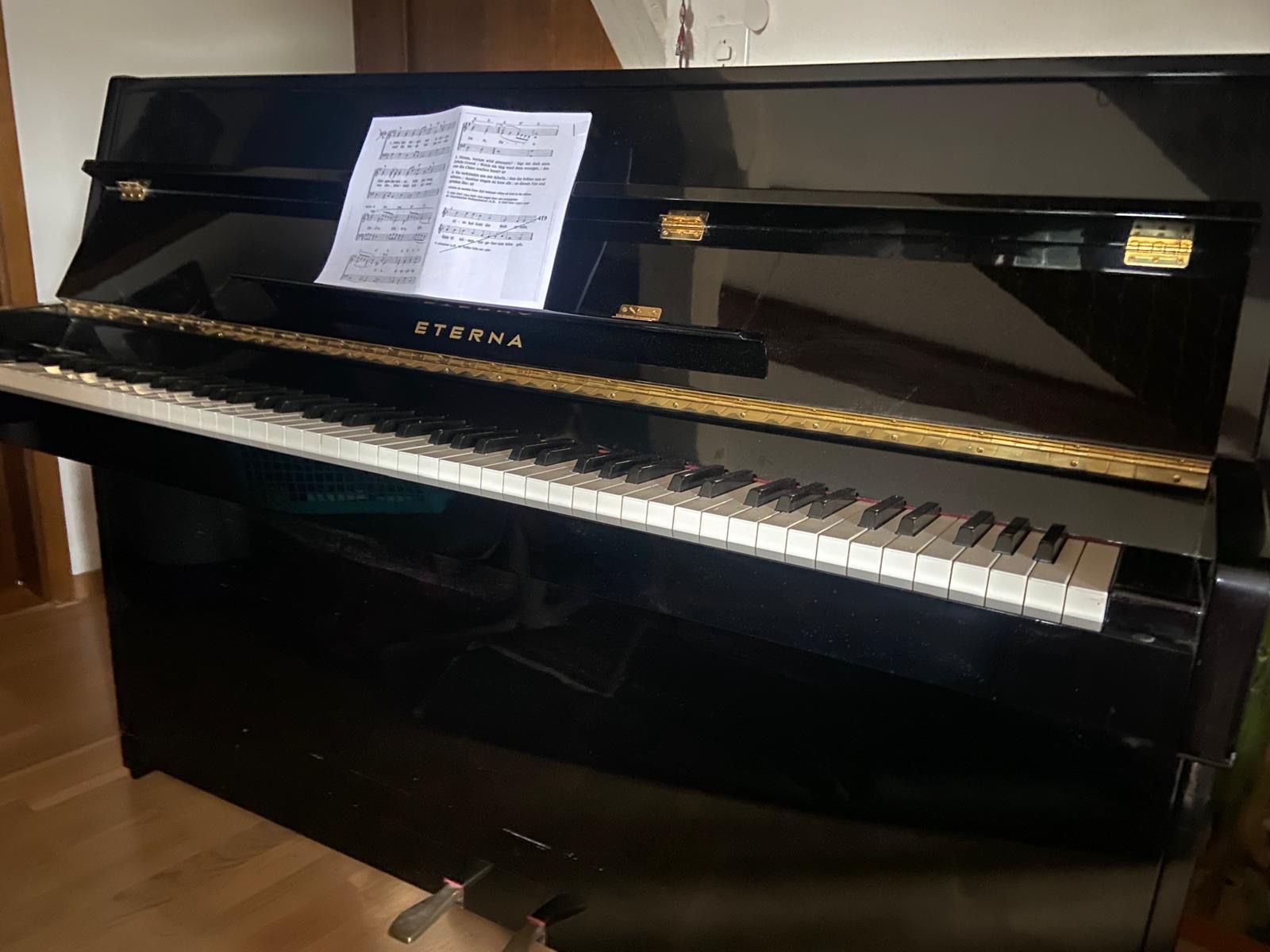 Strumenti musicali: Klavier Eterna – Usato da Berneck venduto da sem_5d82