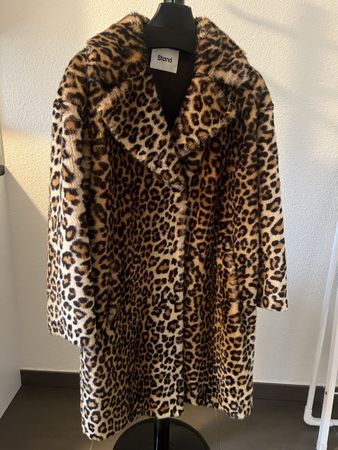 Kunstfell Mantel Stand leopard  