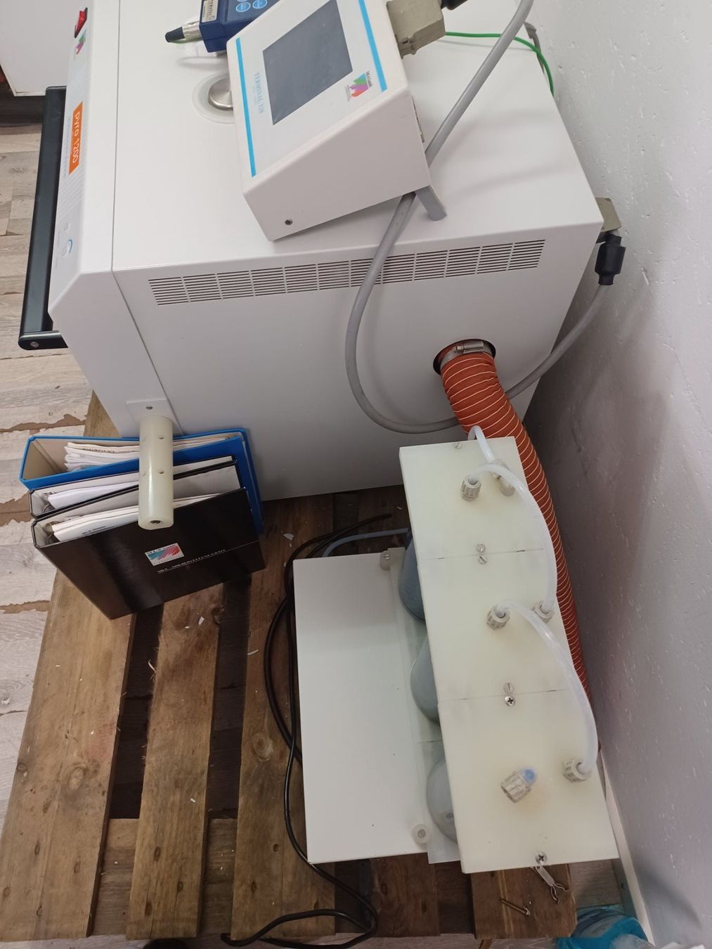 Tutte le macchine: MLS Mikrowellenverascher Pyro 1200 – Usato da Niederdorf venduto da LeptonAG_Labor 2