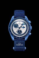 Swatch Omega Moonswatch mission to the Moonphase Super Blue