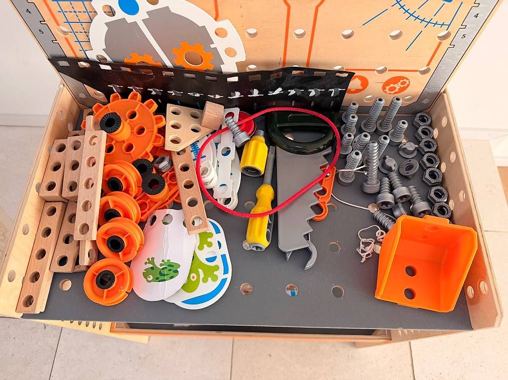 Giocattoli: Hape Junior Inventor Werkbank – Usato da Maur venduto da scarabocchio_0815 1