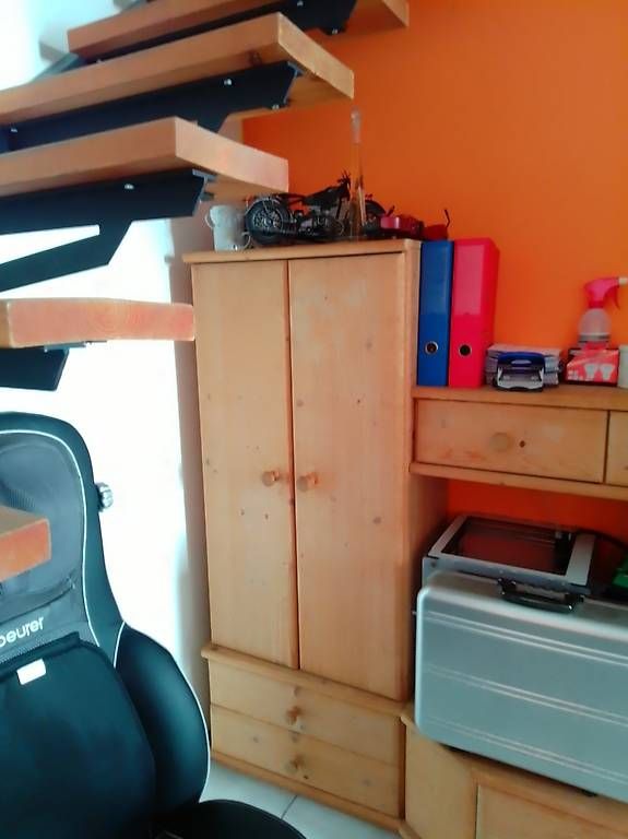 Armoires: Kleiderschrank mit Vitrine – D'occasion à Giubiasco par pagi2 3