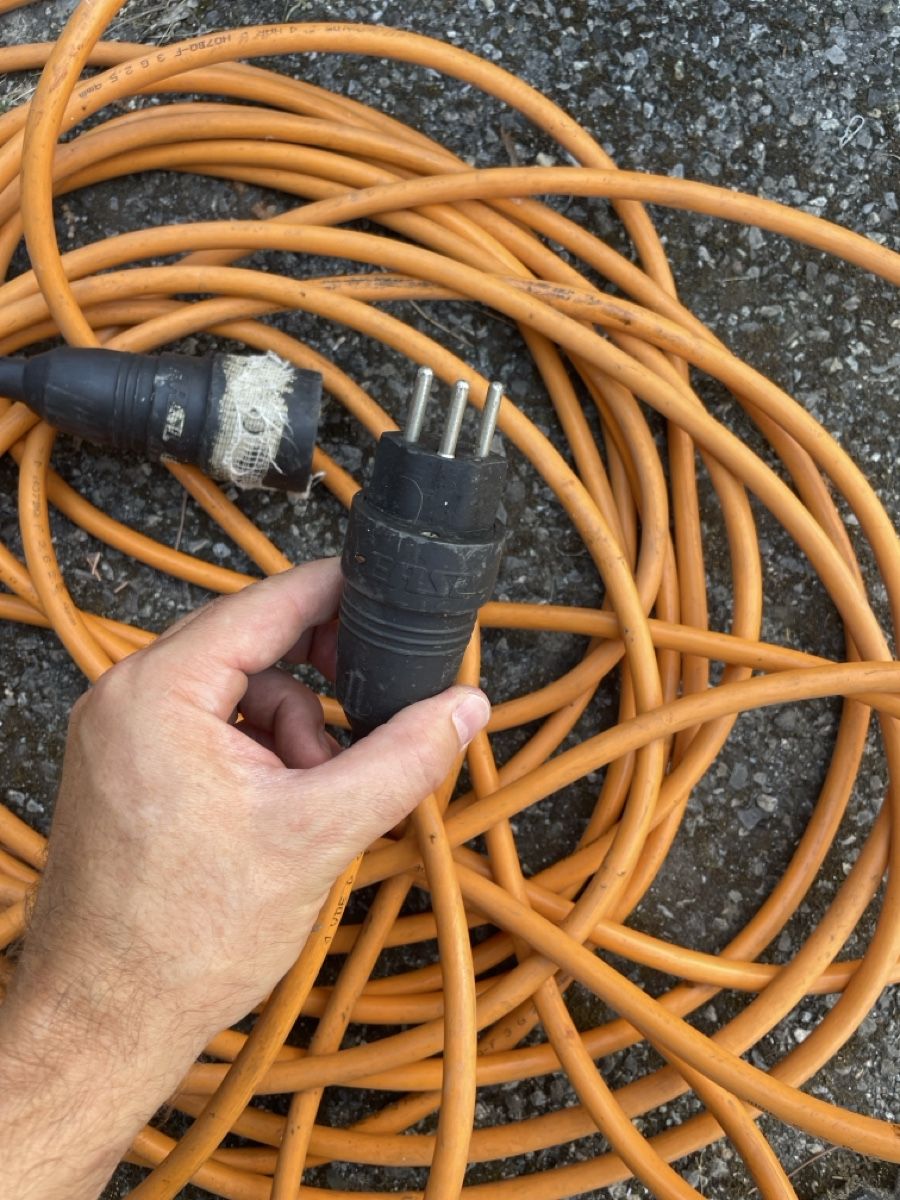 Kabel: Câble d'extension orange 15m connexion industrielle – Gebraucht aus Meyrin von jul_km5p 2