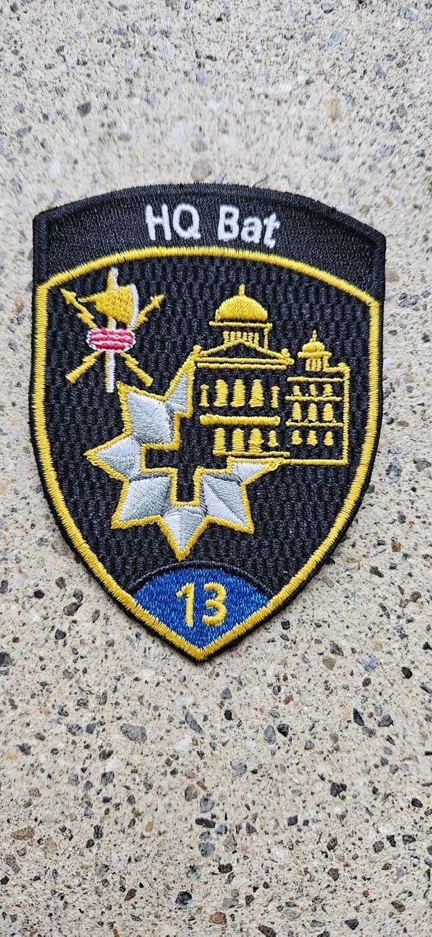 Schweizer Armee Plaketten & Abzeichen:  *** Badge HQ Bat ohne Klett ***  – Neu und originalverpackt aus Riedholz von fr_sIruP