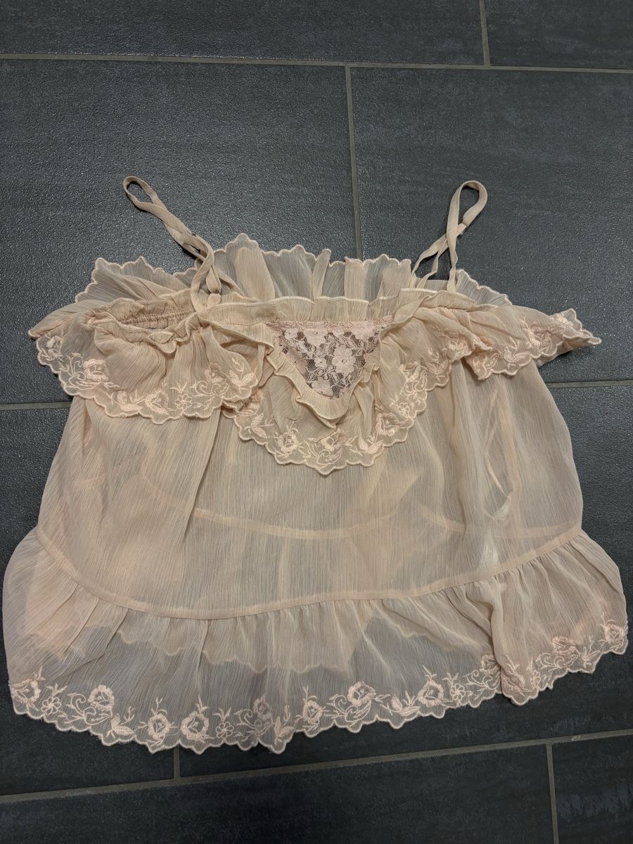 Stradivarius Tops: Stradivarius Flowing Strappy Lace TOP S – D'occasion à Rümlang par svent 3