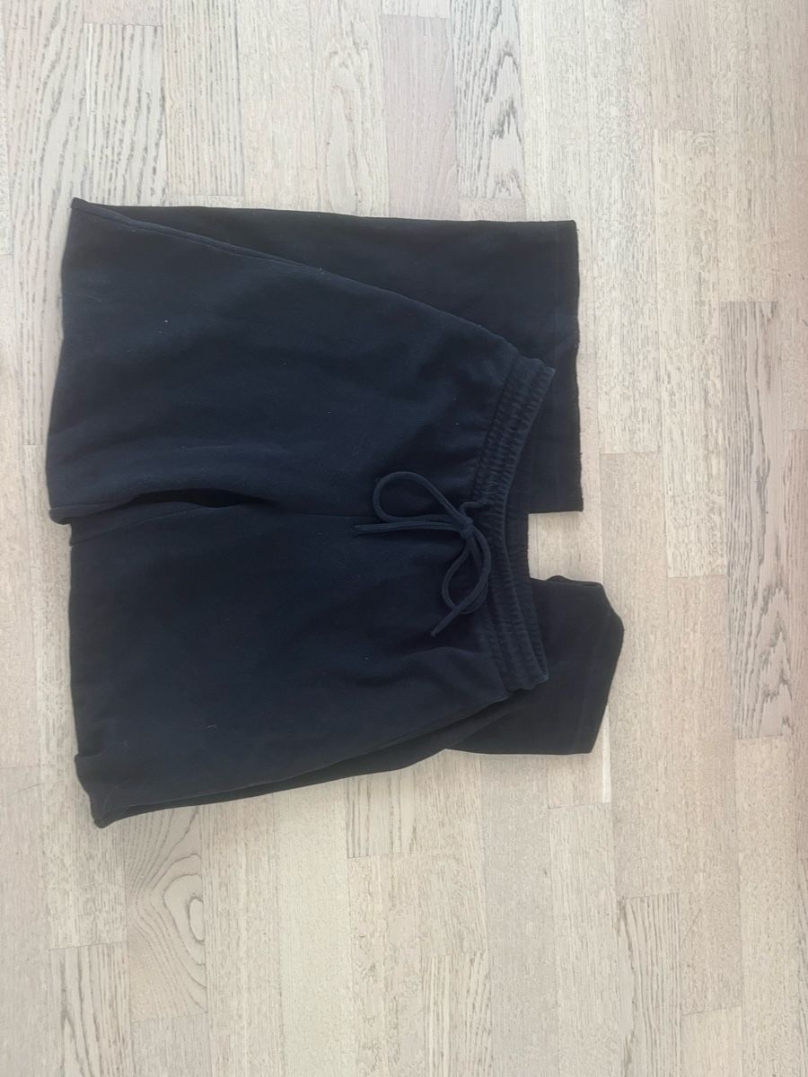 Zara Pantaloni: Zara pants, black  – Usato da Zürich venduto da ros_n8lm 2