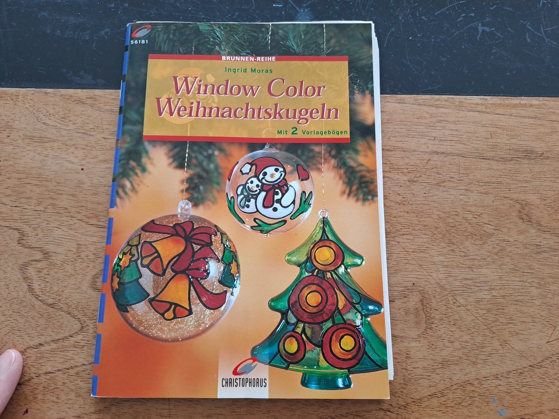 Libri: Bastelheft Window Color Weihnachtskugeln ChristophorusVerlag – Usato da Glashütten venduto da Schwebefisch