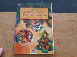 Bastelheft Window Color Weihnachtskugeln ChristophorusVerlag