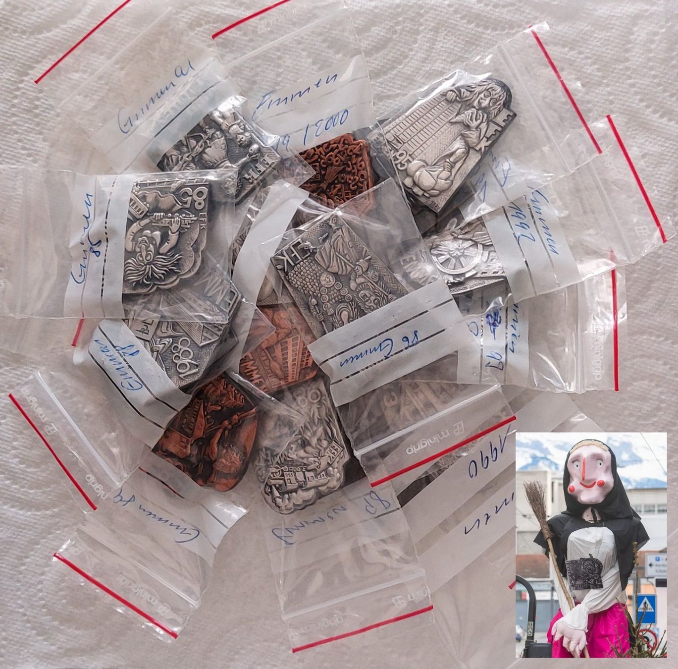 Placchette & Badge: Fasnachtsplaketten Emmen LU (21) – Nuovo (secondo la descrizione) da Rotkreuz venduto da JustForSale 9