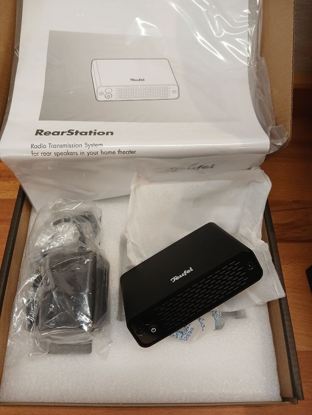 Teufel Home Cinema: Teufel Wireless Rearstation NEU – Nuovo e nell'imballaggio originale da Gwatt (Thun) venduto da Sebirt 2