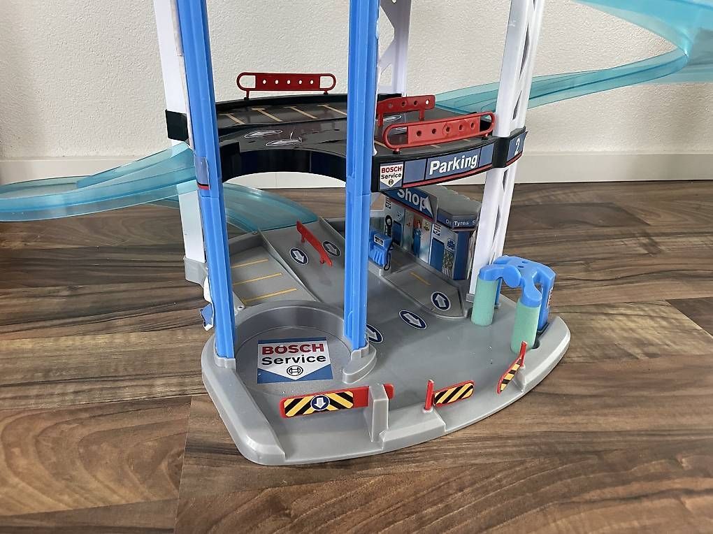 Giocattoli: Bosch Autogarage mit Spielautos – Usato da Seon venduto da degus666 2